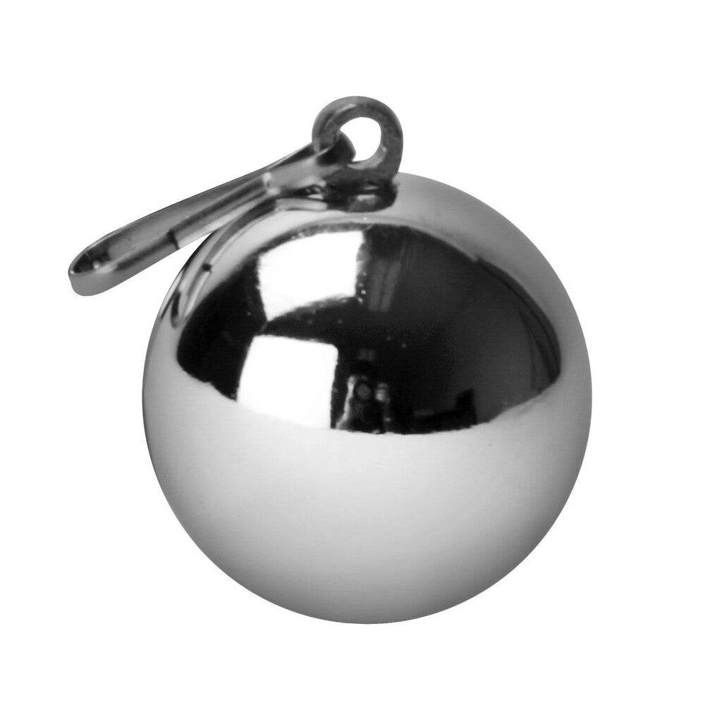 Master Series Chrome Ball Vikt 8oz by XR Brands, featuring a sleek chrome finish and ergonomic design for comfort.