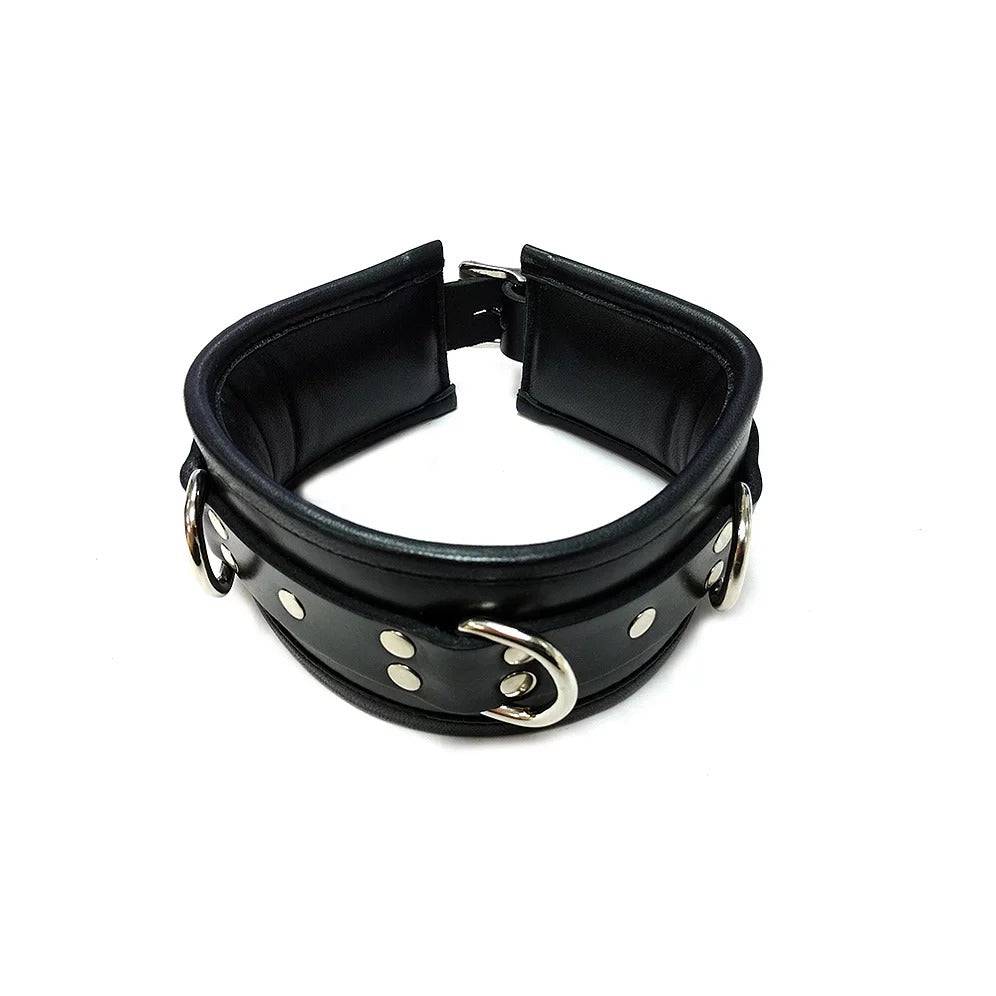 Rouge Garments padded black collar with a sleek design, perfect for adding warmth and style to any outfit.