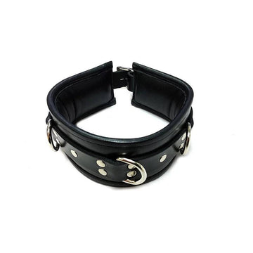 Rouge Garments padded black collar with a sleek design, perfect for adding warmth and style to any outfit.