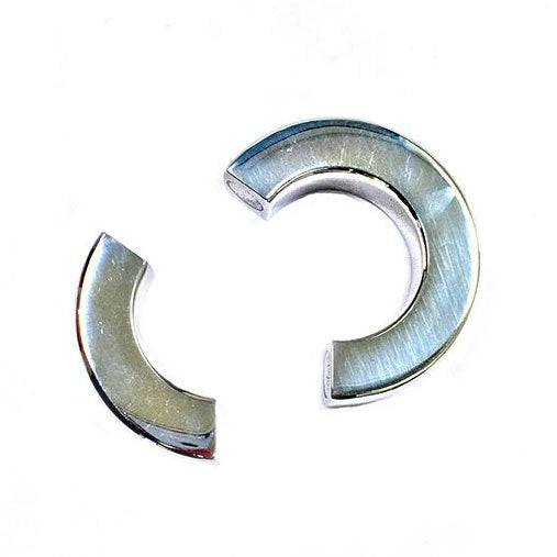 Rouge Garments stainless steel 35mm magnetic clutch, showcasing sleek design and durable finish.