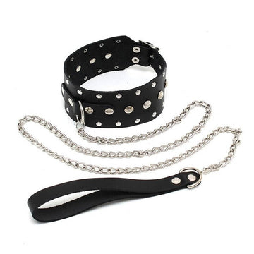 Rimba leather collar with chain, showcasing a stylish design and quality craftsmanship, perfect for pet fashion.